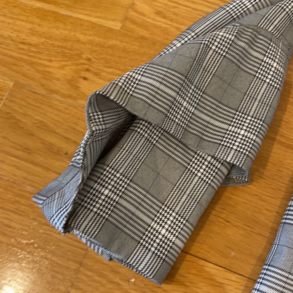 Lightweight, Oversized Patterned Gray Blazer - image 2